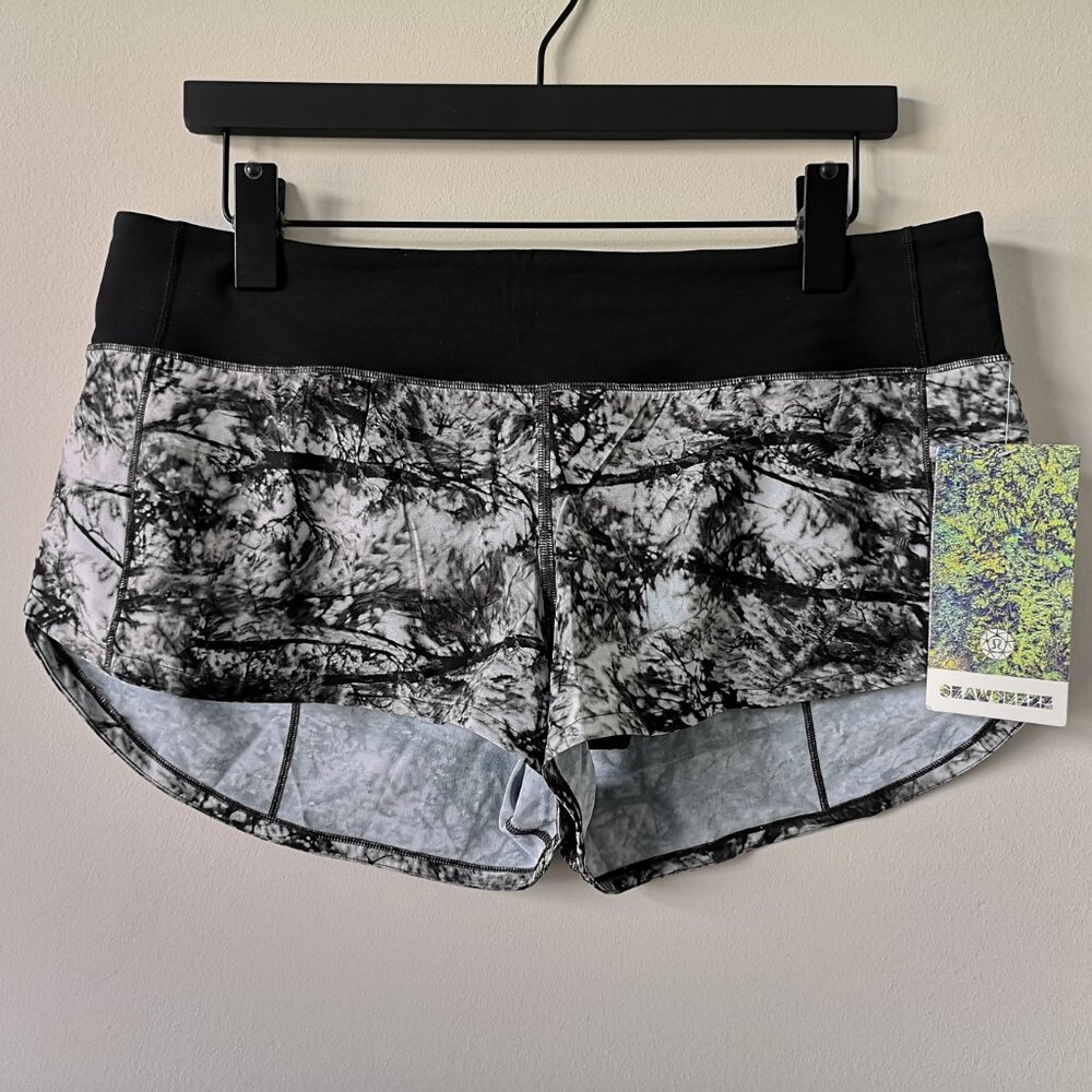 NWT LULULEMON SEAWHEEZE Black White Print Speed Up LR 2.5"Lined Shorts 10